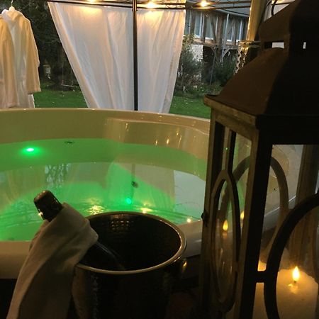 Chaussy  Paradis Fleuri Et Son Bain Nordique מראה חיצוני תמונה